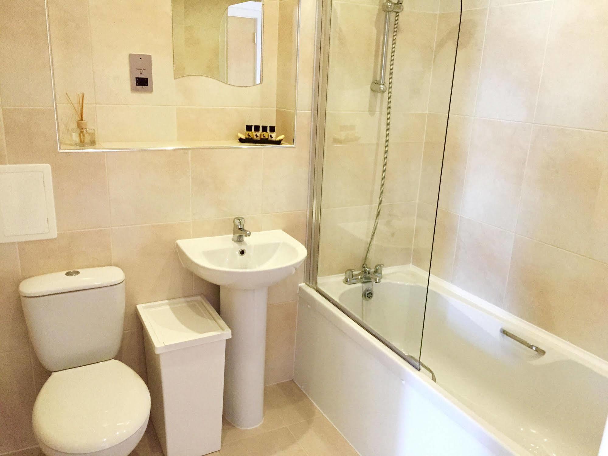 Olympic One Eighty Apartment อิลฟอร์ด ภายนอก รูปภาพ